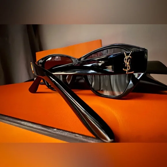 【レオ✨】　Saint Laurent サングラス　YSL SLM8/F Saint Laurent SLM8F Black Grey Sunglasses | Costco
